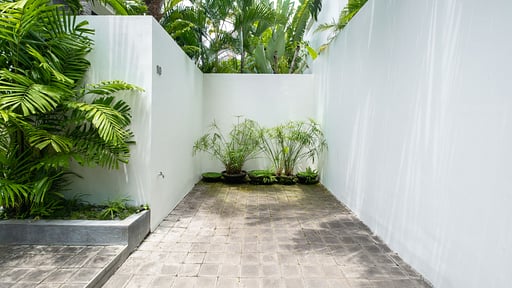Villa Merta Sari 10 Parking areas