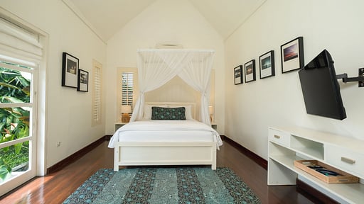 Villa Merta Sari 8 Bedroom 1
