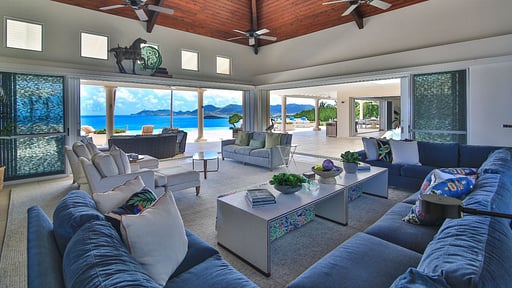 Villa Mes Amis Living room
