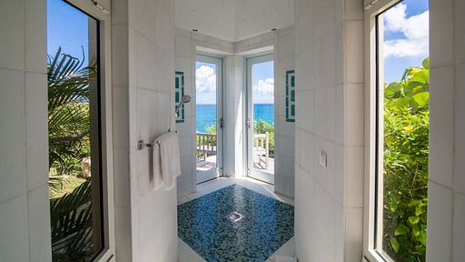 Villa Mes Amis Bedroom 4