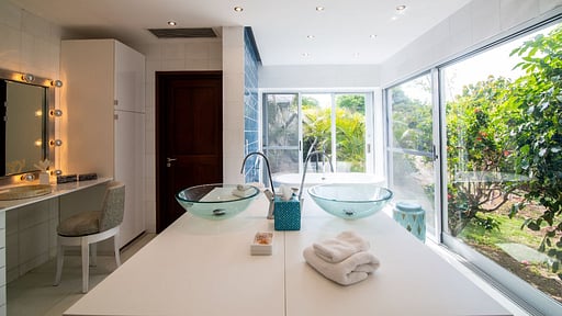 Villa Mes Amis Bedroom 4