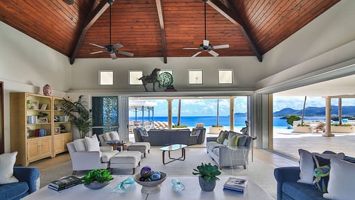 Villa Mes Amis Living room