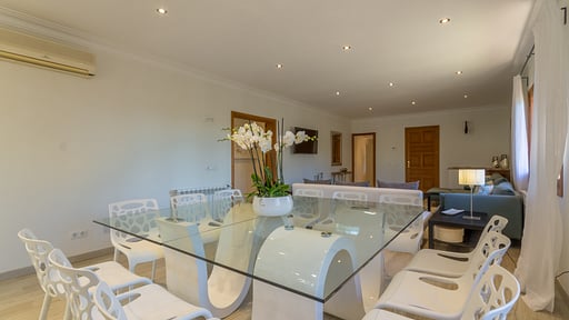 Villa Mesquitano Dining area