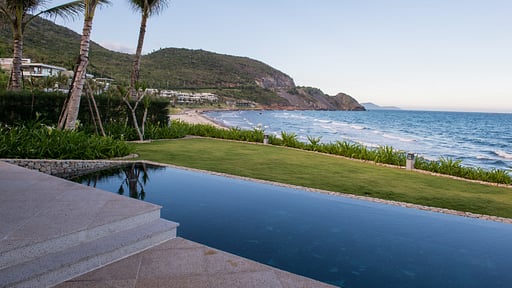 Beachfront Villa Swimming pool