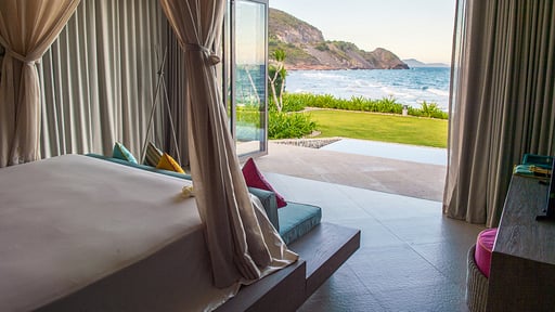 Beachfront Villa Bedroom 