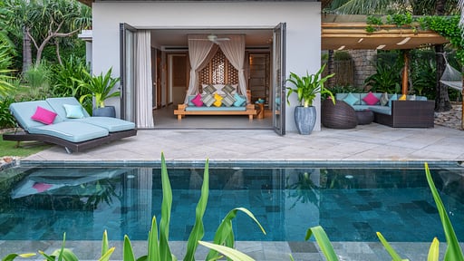 Cliff Villa Swimming pool