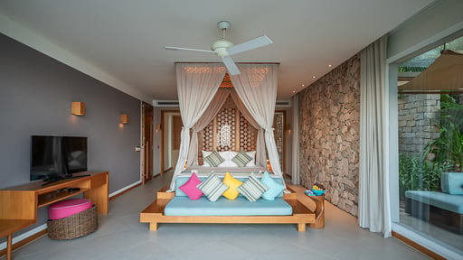 Cliff Villa Bedroom 