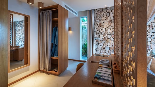 Cliff Villa Bedroom 