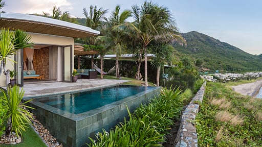 Cliff Villa Swimming pool