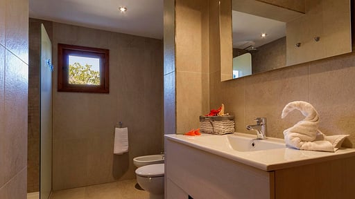 Villa Midnight Blue Bedroom 1