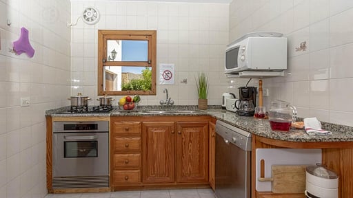 Villa Midnight Blue Kitchen