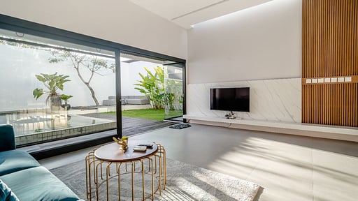 Villa Mile Stone Living room
