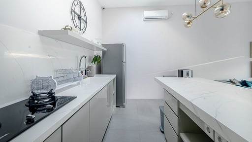 Villa Mile Stone Kitchen