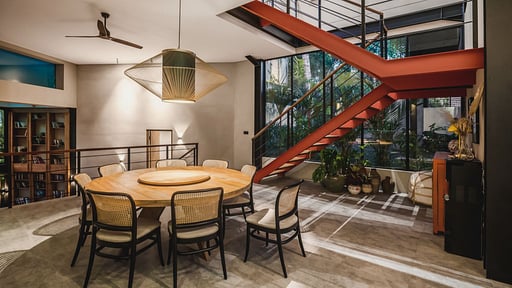 Villa Milliways Dining area