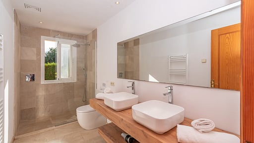 Villa Mimas Bedroom 1