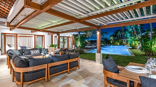 Villa Mimpi Nyata Terrasse/Veranda