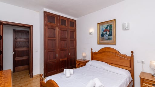 Villa Minerva Bedroom 1