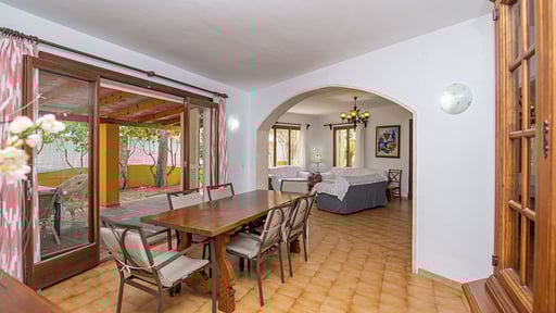 Villa Minerva Dining area