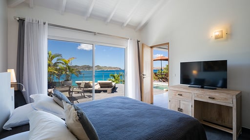 Villa Mirande Bedroom 1