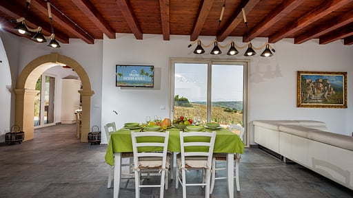 Villa Miro Golfo Dining area