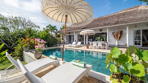 Villa Moana Poe Swimming pool