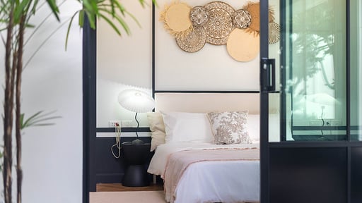 Villa Mono Bedroom 1