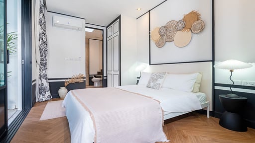 Villa Mono Bedroom 1