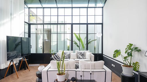 Villa Mono Living room