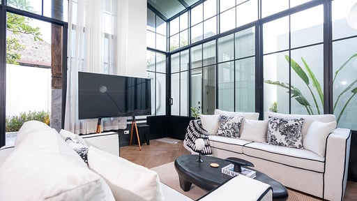 Villa Mono Living room