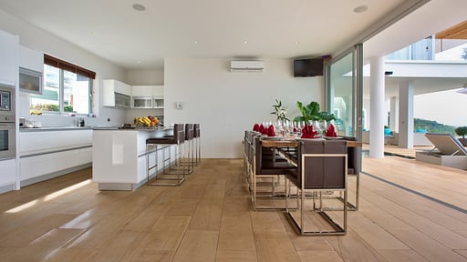 Villa Monsoon Dining area