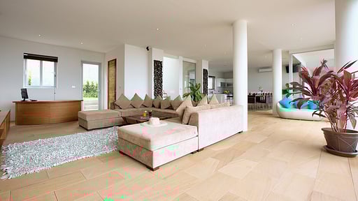 Villa Monsoon Living room