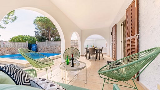 Villa Monsy II Terrace/Veranda