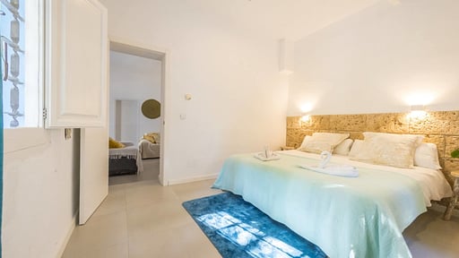Villa MonteCristo Bedroom 1