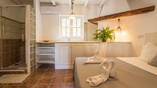 Villa MonteCristo Bedroom 3