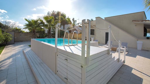 Villa Montecarlo Schwimmbad