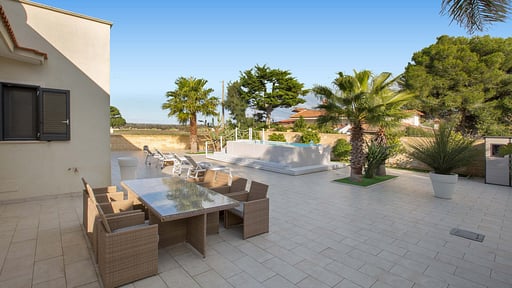 Villa Montecarlo Terrasse/Veranda