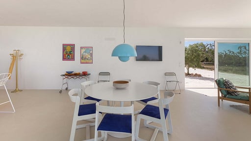 Villa Montipuglia Essecke