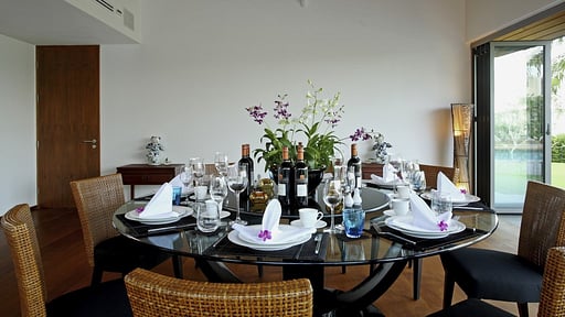 Villa Montse Dining area