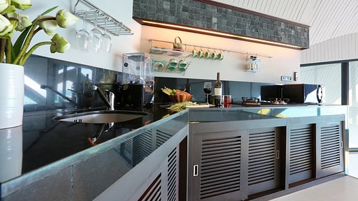 Villa Moonshadow Kitchen