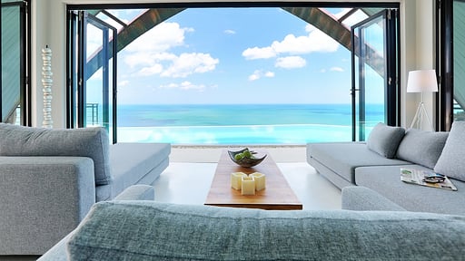 Villa Moonshadow Living room