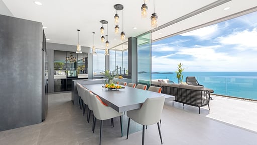 Villa Moonstar Dining area