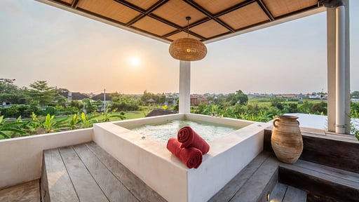 Villa Morotai Jacuzzi