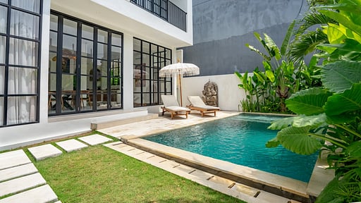 Villa Mucha Swimming pool