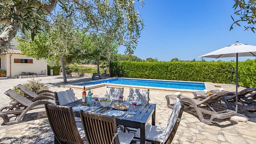 Villa Can Pedro Dining area