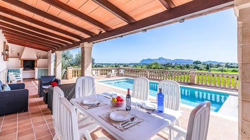 Villa na Sureda Salle à manger