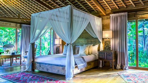 Villa Nag Shampa Bedroom 1