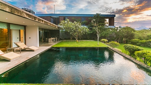 Villa Nakar Swimming pool