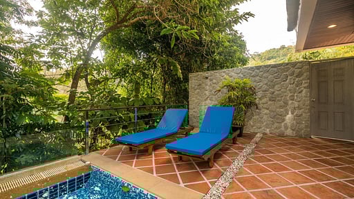 Villa Nakatani A Swimming pool