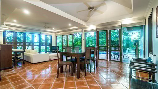 Villa Nakatani A Dining area