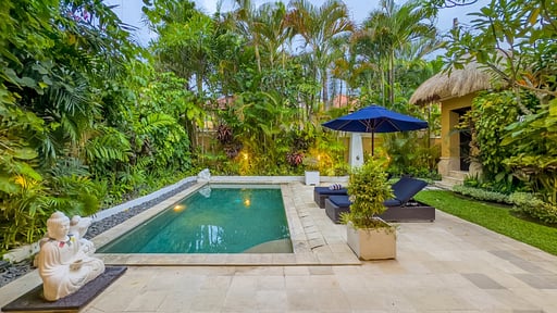 Villa Nakula Swimming pool